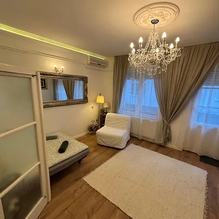 Exclusive Antique Next To The Fashion Street Appartement *