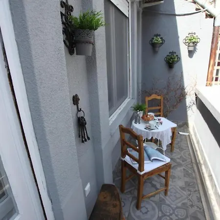 Exclusive Antique Next To The Fashion Street Appartement Budapest